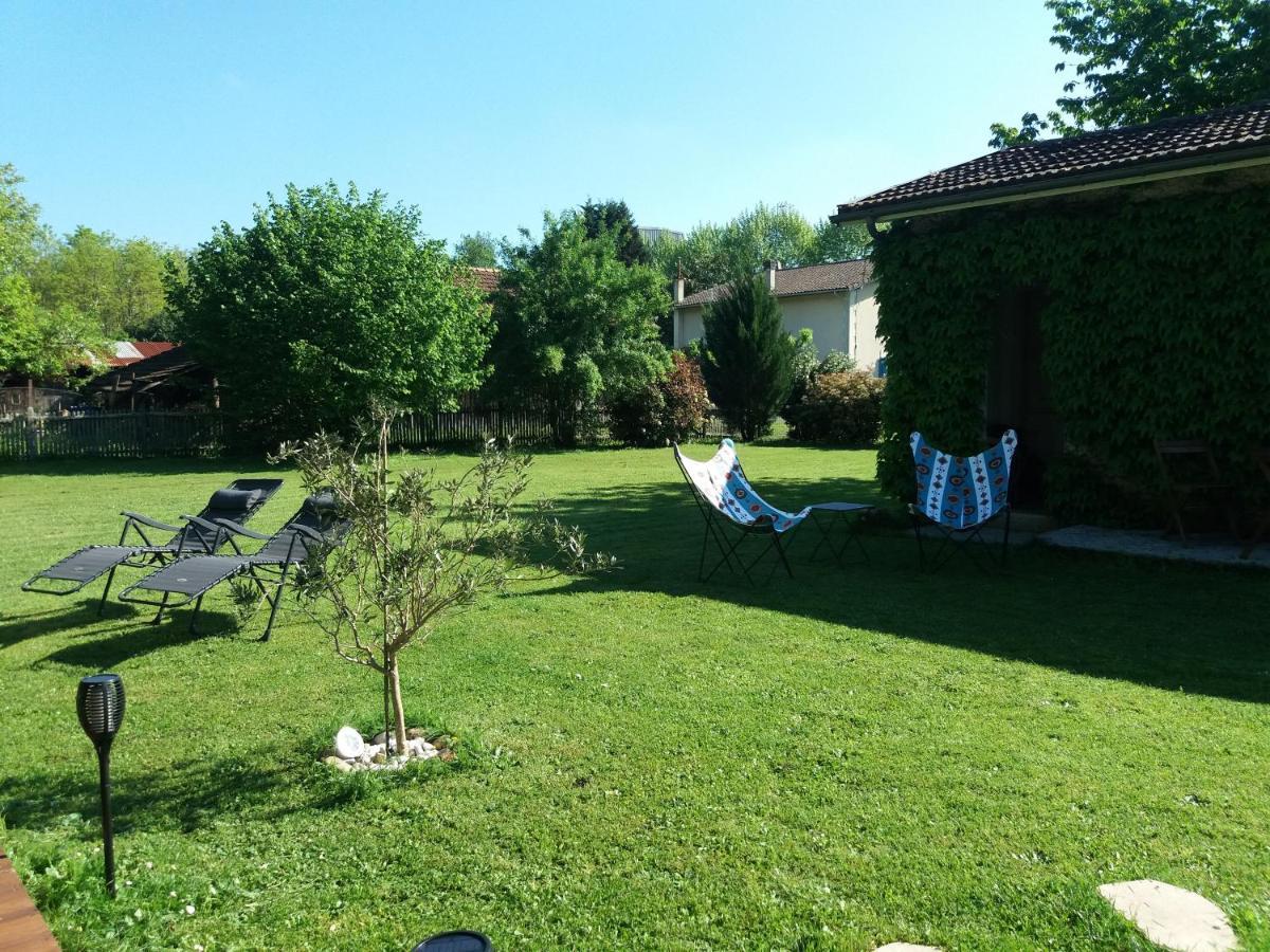 Les Eygletieres Bed and Breakfast Bourriot-Bergonce Εξωτερικό φωτογραφία
